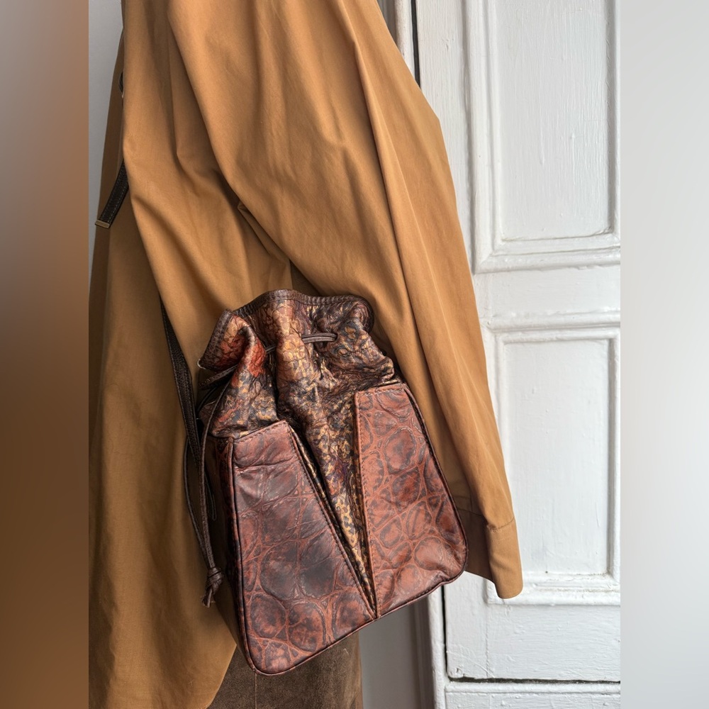 80s Brown Leather Box Bag Reptile Embossed Marble Ruched Drawstring Crossbody